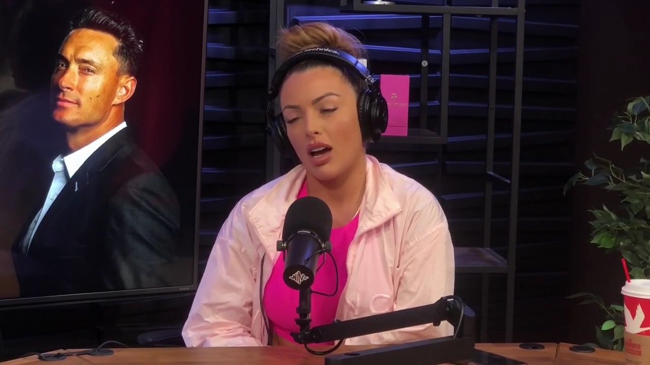 x2mate_com-Ep_16_-_Power_Alphas_Podcast__Relationship_Advice___Mandy_Saccomano__mp42004.jpg