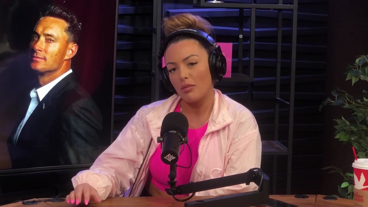 x2mate_com-Ep_16_-_Power_Alphas_Podcast__Relationship_Advice___Mandy_Saccomano__mp42010.jpg
