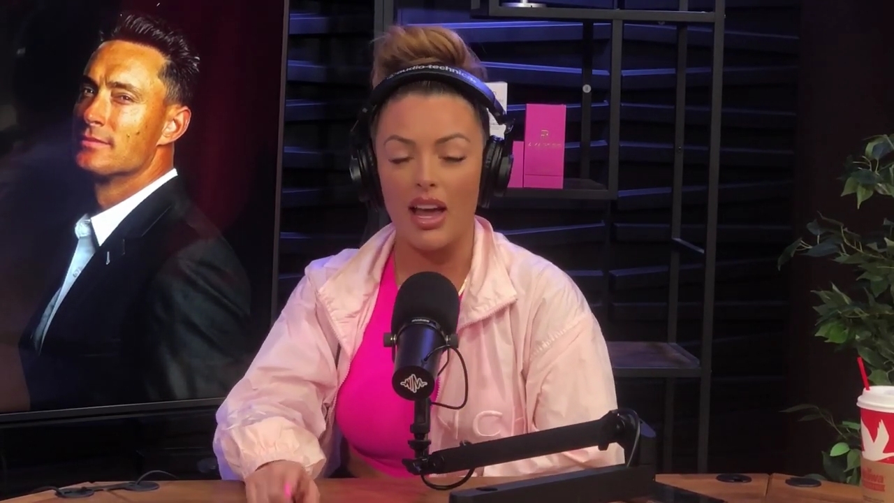 x2mate_com-Ep_16_-_Power_Alphas_Podcast__Relationship_Advice___Mandy_Saccomano__mp42016.jpg
