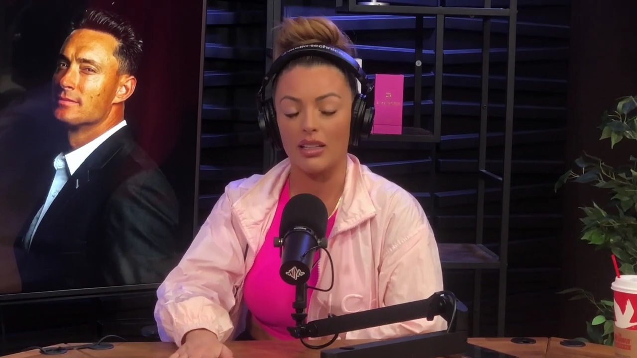 x2mate_com-Ep_16_-_Power_Alphas_Podcast__Relationship_Advice___Mandy_Saccomano__mp42017.jpg