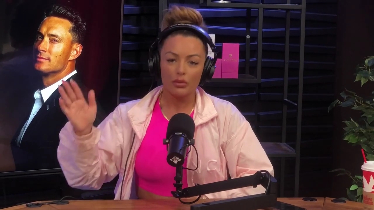 x2mate_com-Ep_16_-_Power_Alphas_Podcast__Relationship_Advice___Mandy_Saccomano__mp42042.jpg