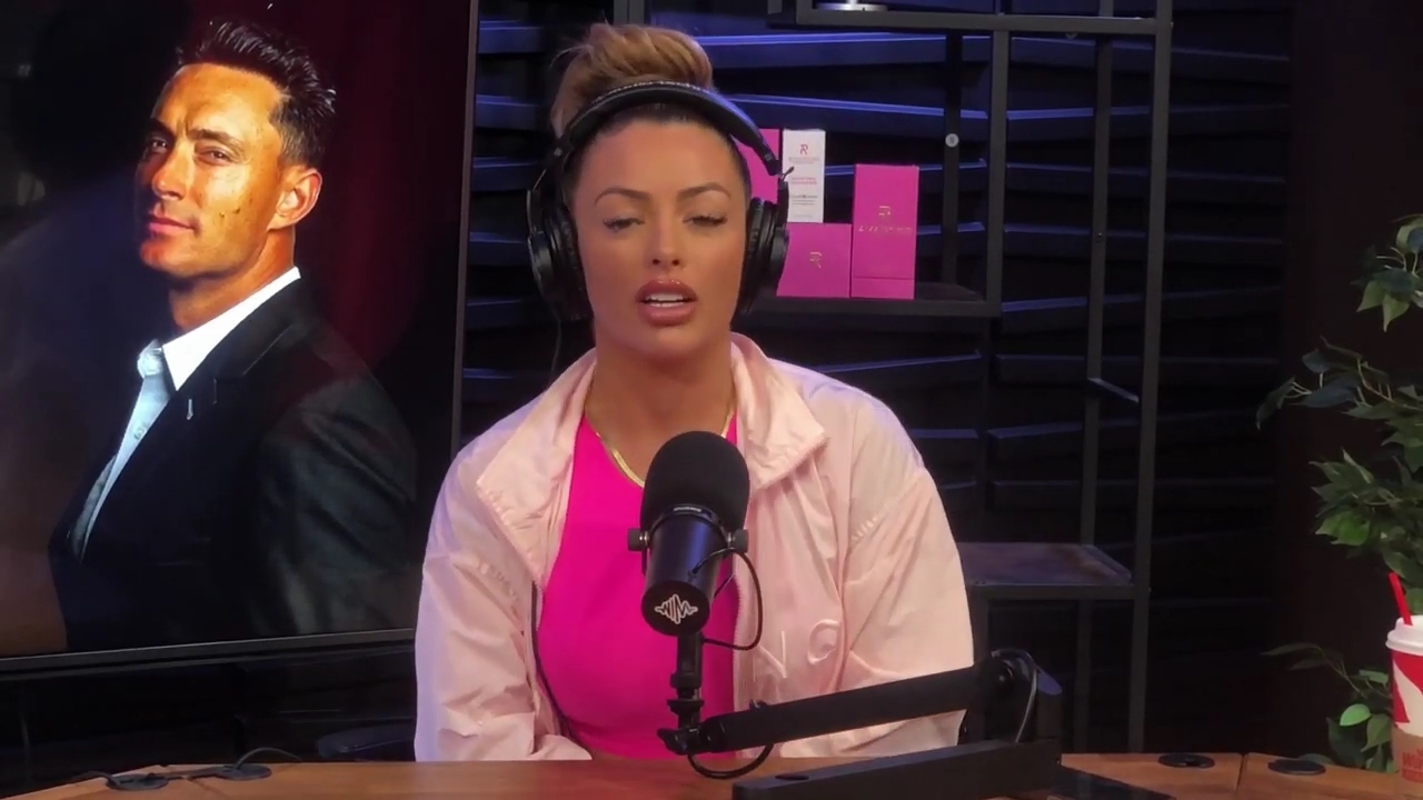 x2mate_com-Ep_16_-_Power_Alphas_Podcast__Relationship_Advice___Mandy_Saccomano__mp42125.jpg