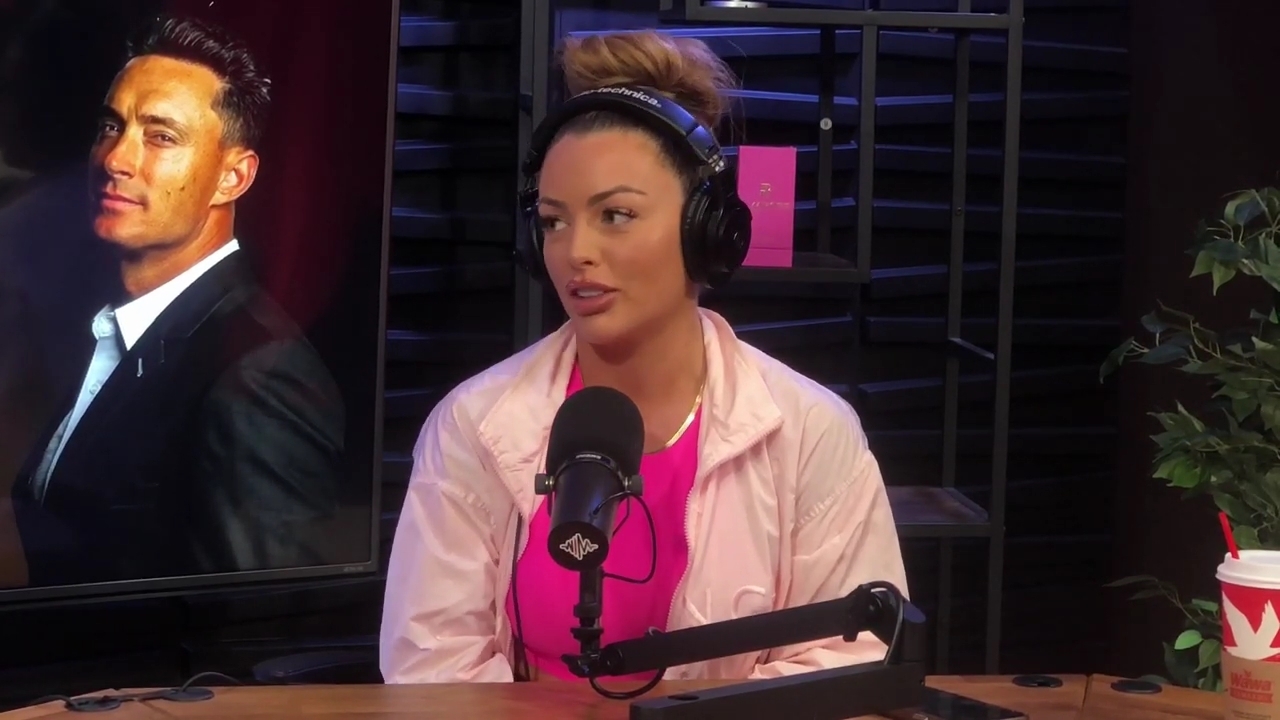 x2mate_com-Ep_16_-_Power_Alphas_Podcast__Relationship_Advice___Mandy_Saccomano__mp42229.jpg