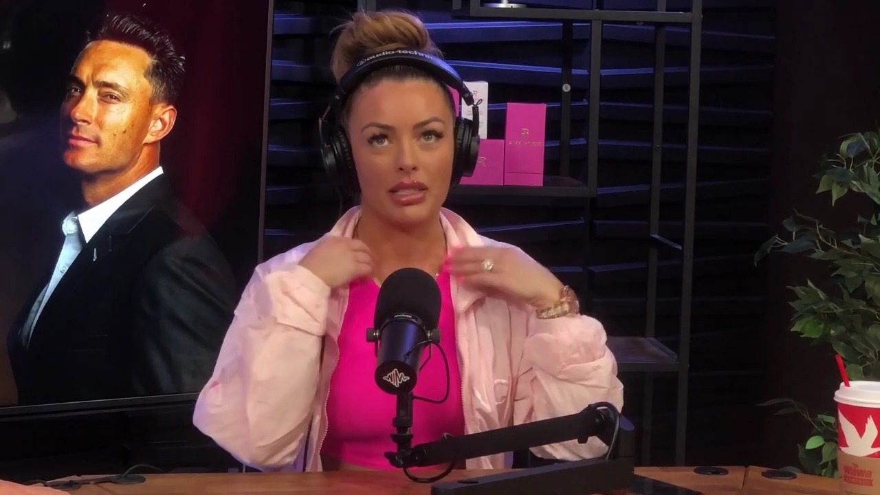 x2mate_com-Ep_16_-_Power_Alphas_Podcast__Relationship_Advice___Mandy_Saccomano__mp42267.jpg