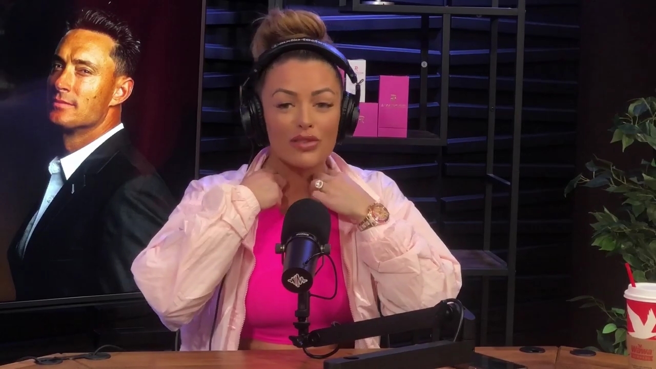 x2mate_com-Ep_16_-_Power_Alphas_Podcast__Relationship_Advice___Mandy_Saccomano__mp42301.jpg