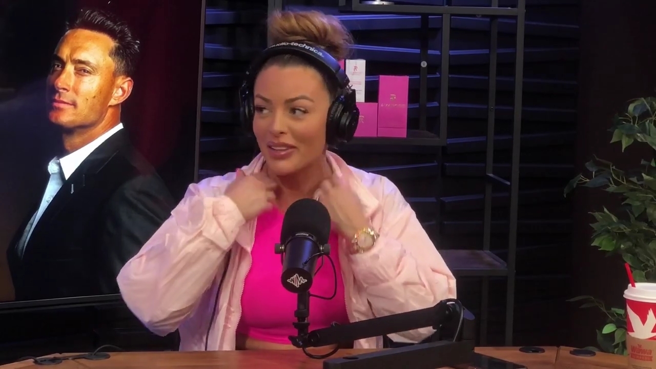 x2mate_com-Ep_16_-_Power_Alphas_Podcast__Relationship_Advice___Mandy_Saccomano__mp42302.jpg