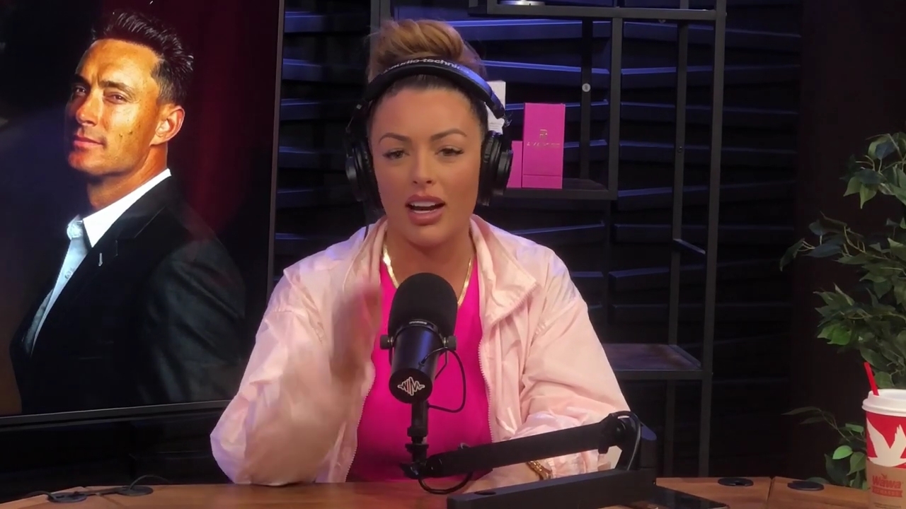 x2mate_com-Ep_16_-_Power_Alphas_Podcast__Relationship_Advice___Mandy_Saccomano__mp42308.jpg