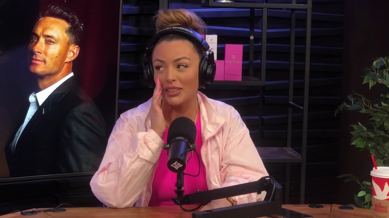x2mate_com-Ep_16_-_Power_Alphas_Podcast__Relationship_Advice___Mandy_Saccomano__mp42309.jpg