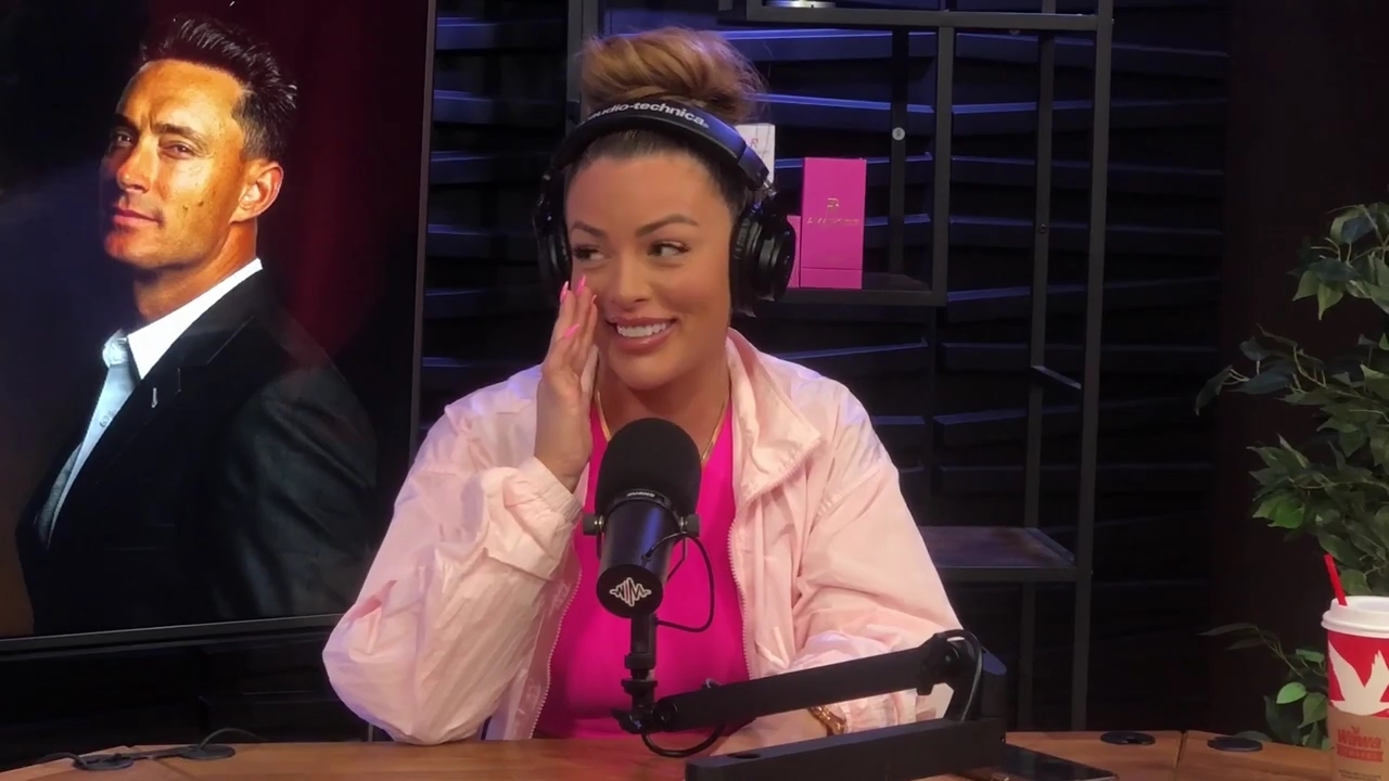 x2mate_com-Ep_16_-_Power_Alphas_Podcast__Relationship_Advice___Mandy_Saccomano__mp42311.jpg