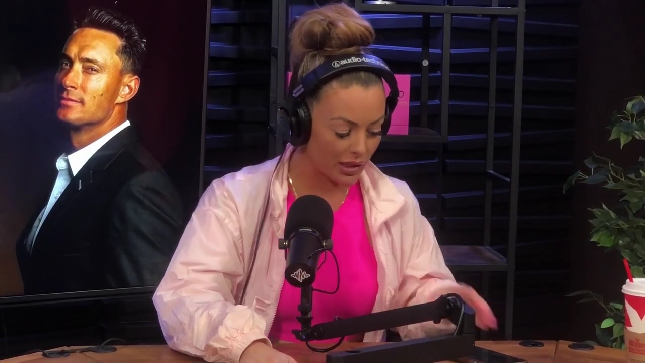 x2mate_com-Ep_16_-_Power_Alphas_Podcast__Relationship_Advice___Mandy_Saccomano__mp42395.jpg