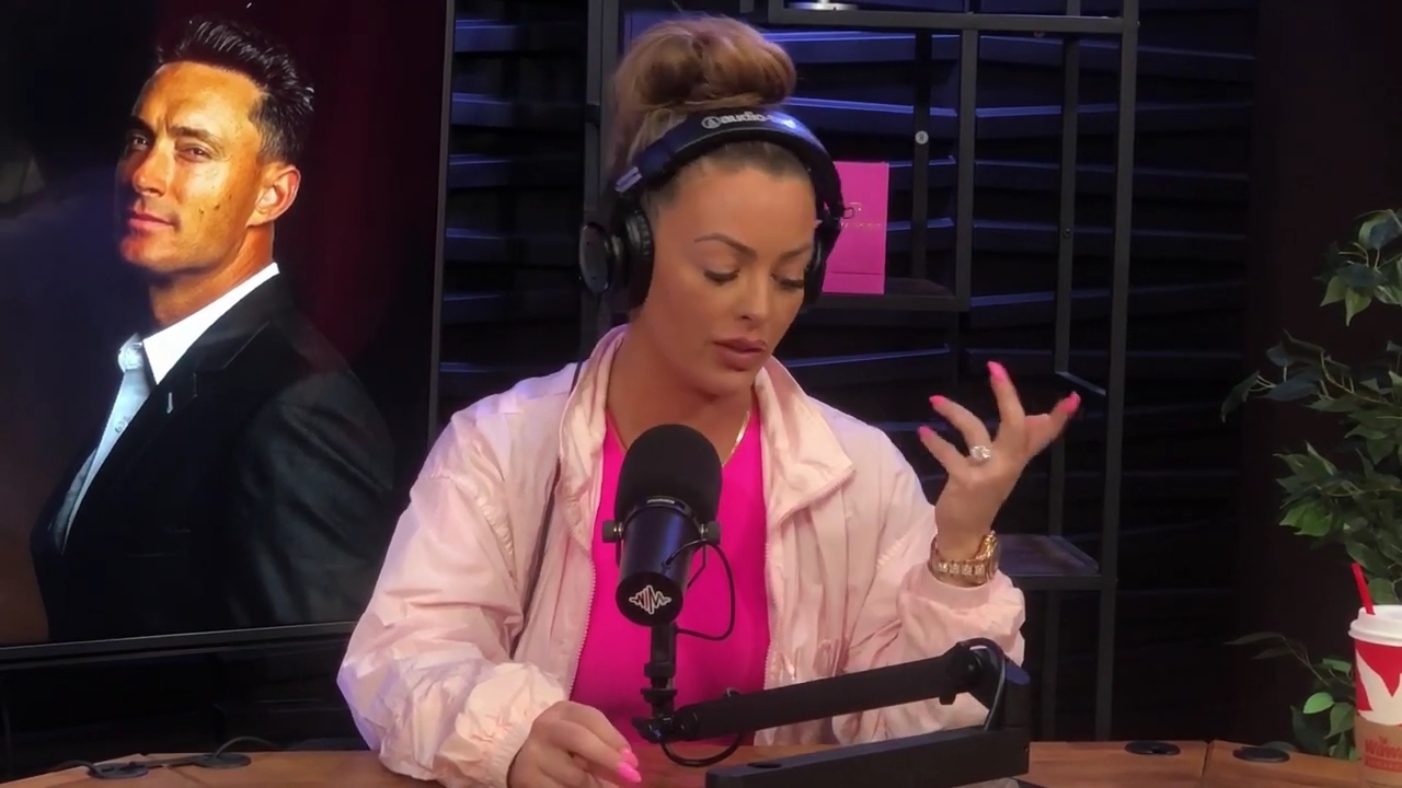 x2mate_com-Ep_16_-_Power_Alphas_Podcast__Relationship_Advice___Mandy_Saccomano__mp42409.jpg