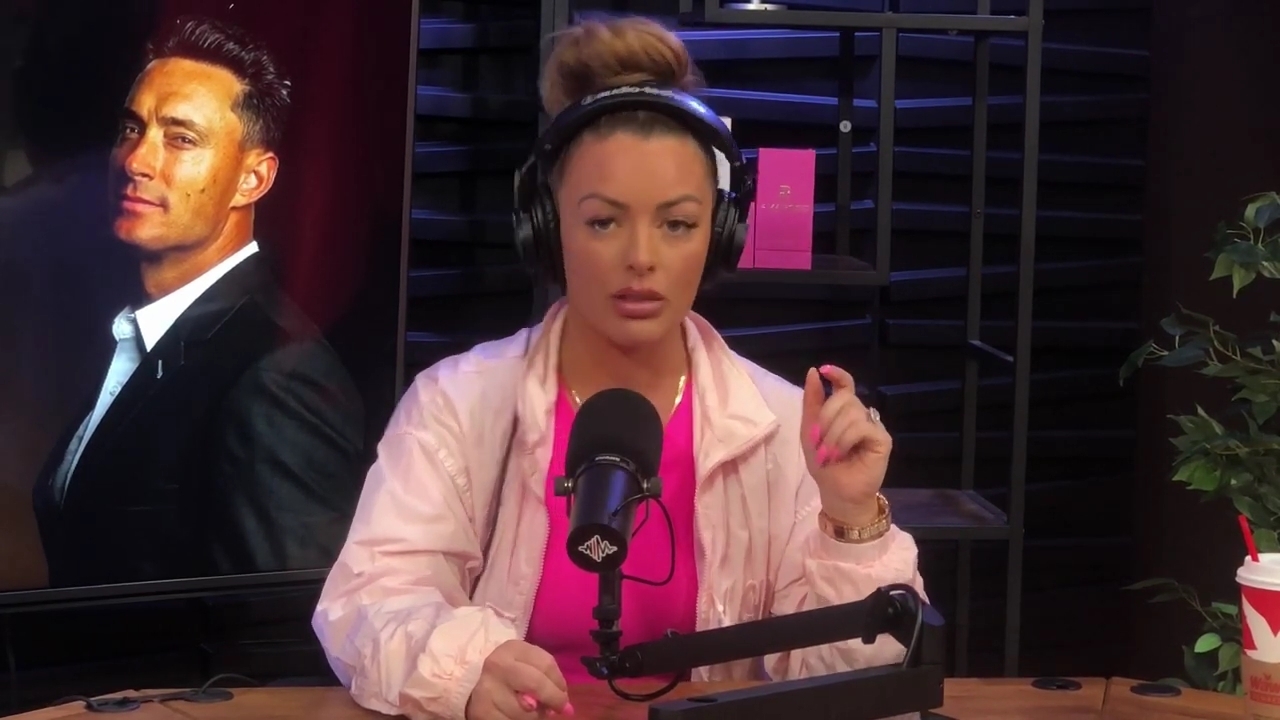 x2mate_com-Ep_16_-_Power_Alphas_Podcast__Relationship_Advice___Mandy_Saccomano__mp42421.jpg