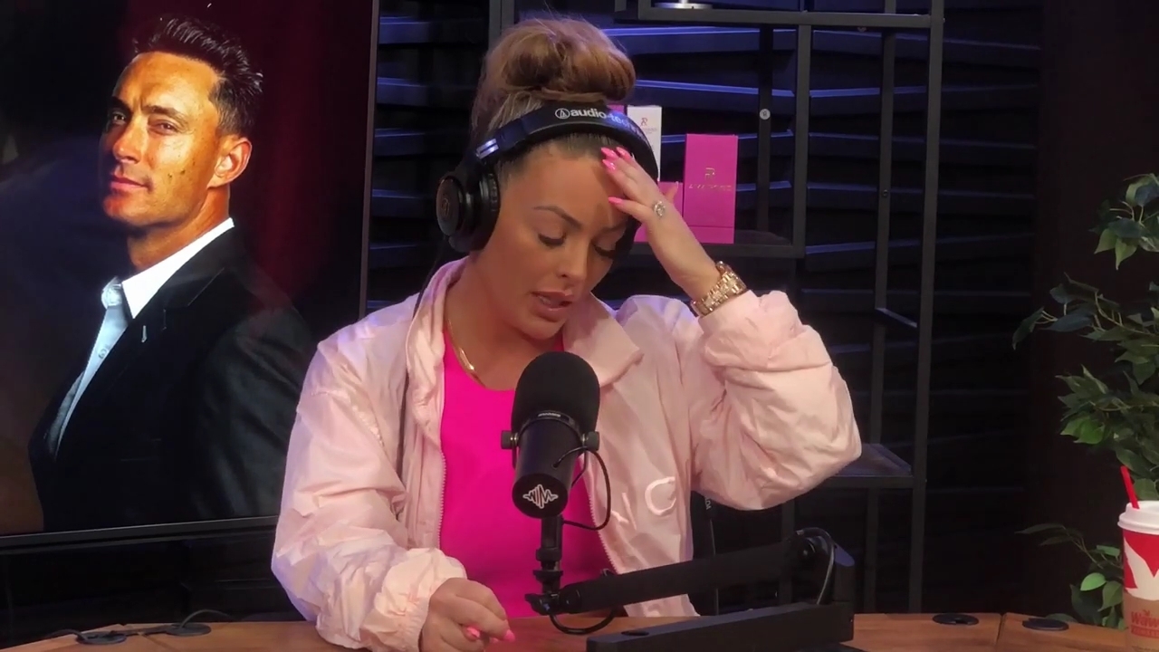 x2mate_com-Ep_16_-_Power_Alphas_Podcast__Relationship_Advice___Mandy_Saccomano__mp42422.jpg