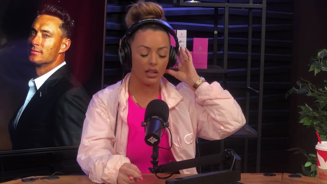 x2mate_com-Ep_16_-_Power_Alphas_Podcast__Relationship_Advice___Mandy_Saccomano__mp42427.jpg