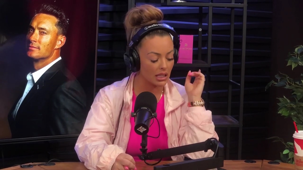 x2mate_com-Ep_16_-_Power_Alphas_Podcast__Relationship_Advice___Mandy_Saccomano__mp42432.jpg