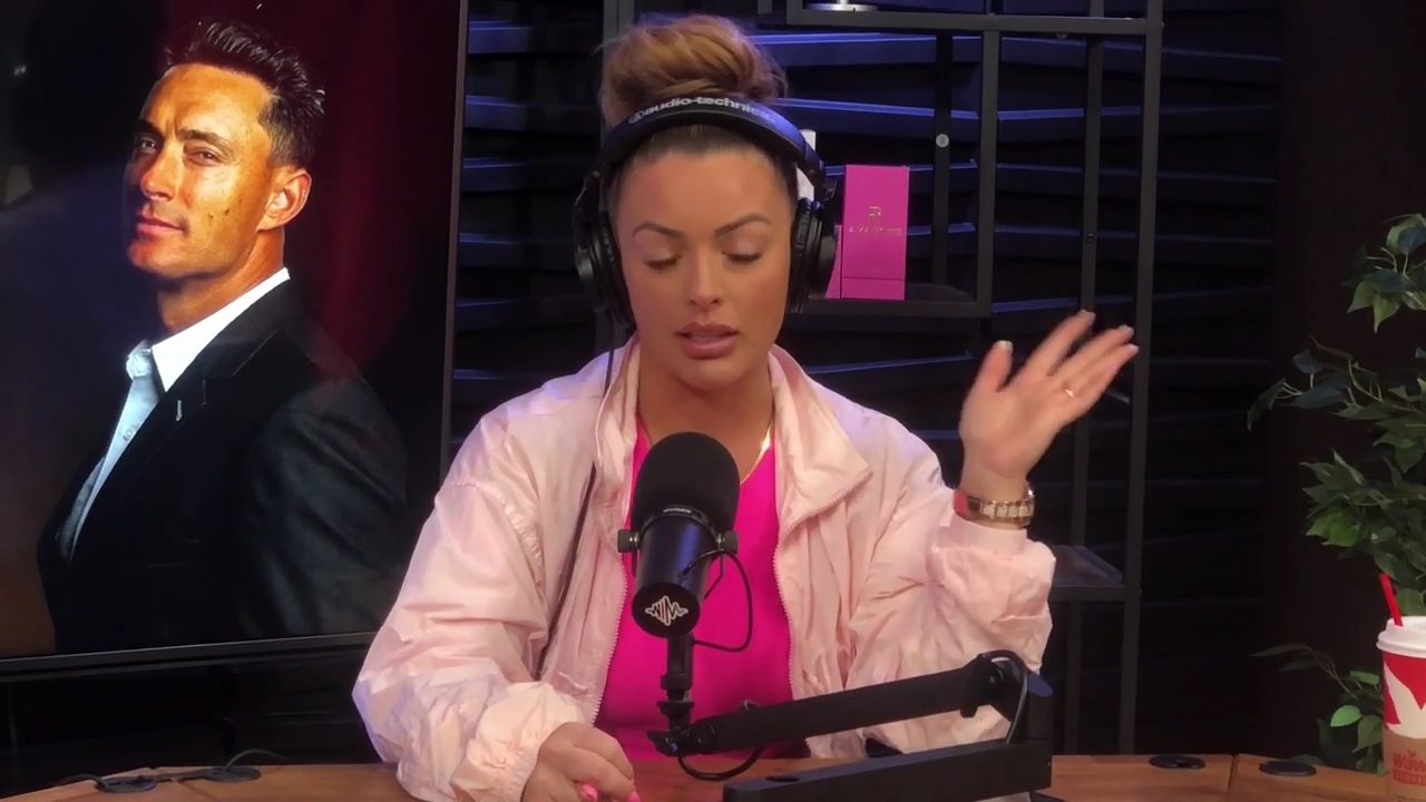 x2mate_com-Ep_16_-_Power_Alphas_Podcast__Relationship_Advice___Mandy_Saccomano__mp42437.jpg