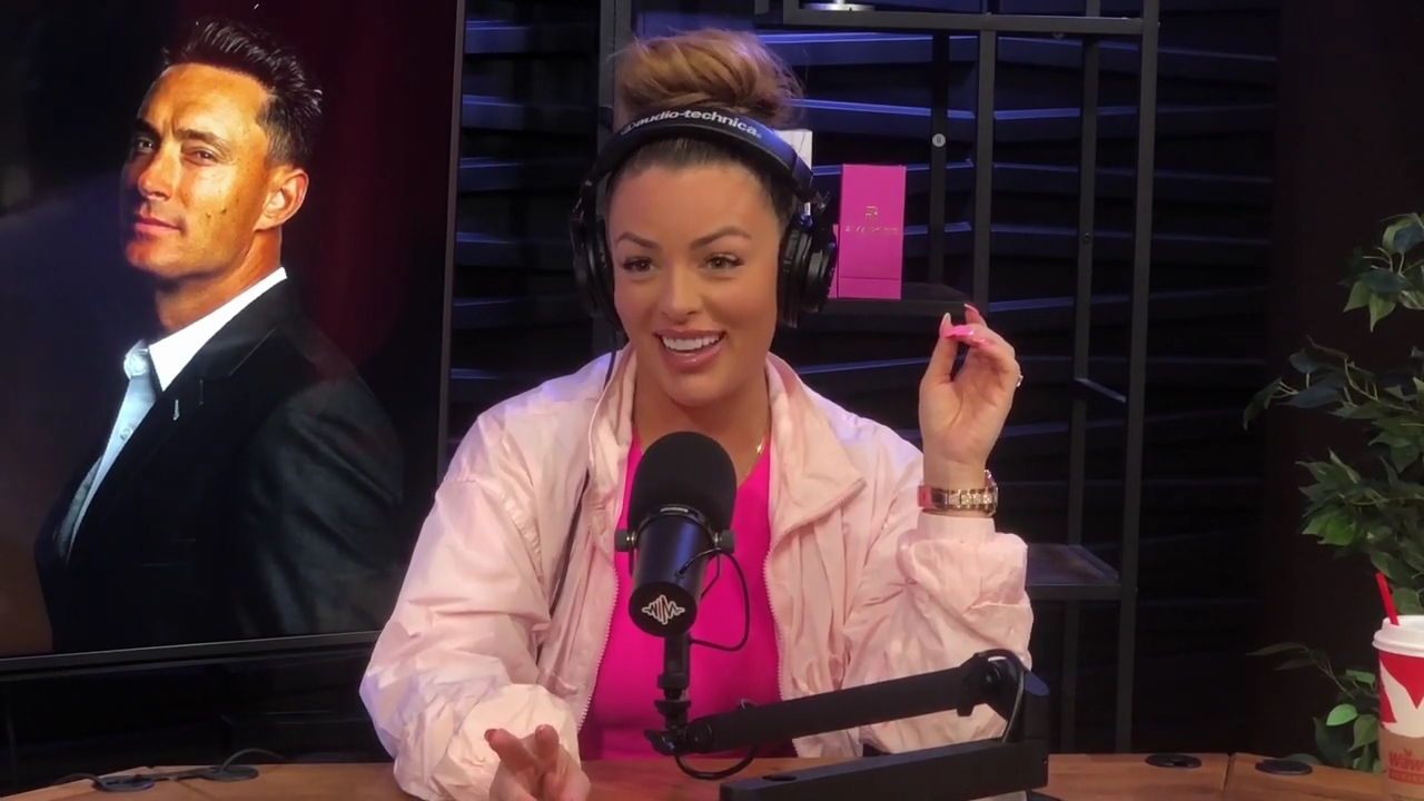 x2mate_com-Ep_16_-_Power_Alphas_Podcast__Relationship_Advice___Mandy_Saccomano__mp42449.jpg