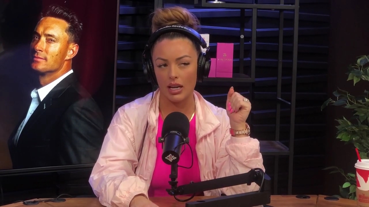 x2mate_com-Ep_16_-_Power_Alphas_Podcast__Relationship_Advice___Mandy_Saccomano__mp42459.jpg