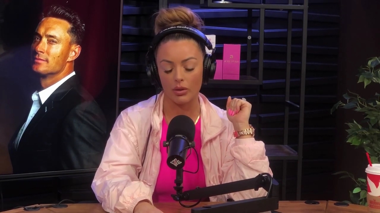 x2mate_com-Ep_16_-_Power_Alphas_Podcast__Relationship_Advice___Mandy_Saccomano__mp42460.jpg