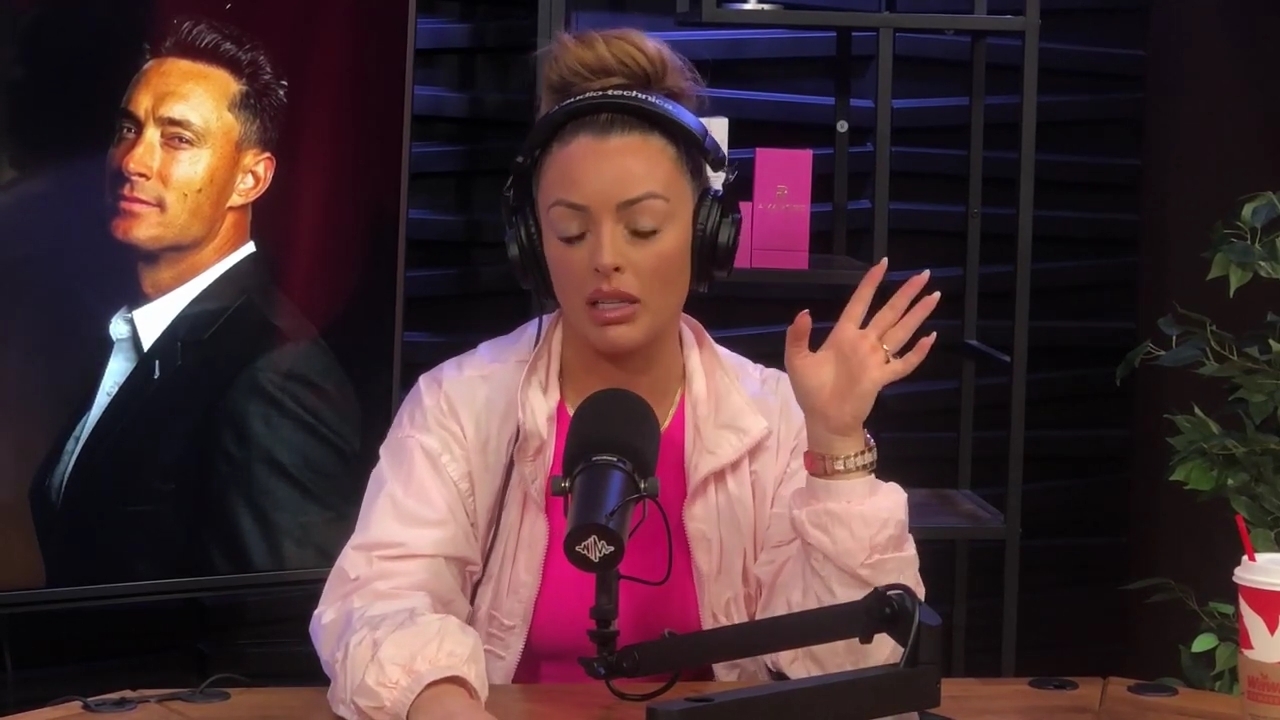 x2mate_com-Ep_16_-_Power_Alphas_Podcast__Relationship_Advice___Mandy_Saccomano__mp42464.jpg