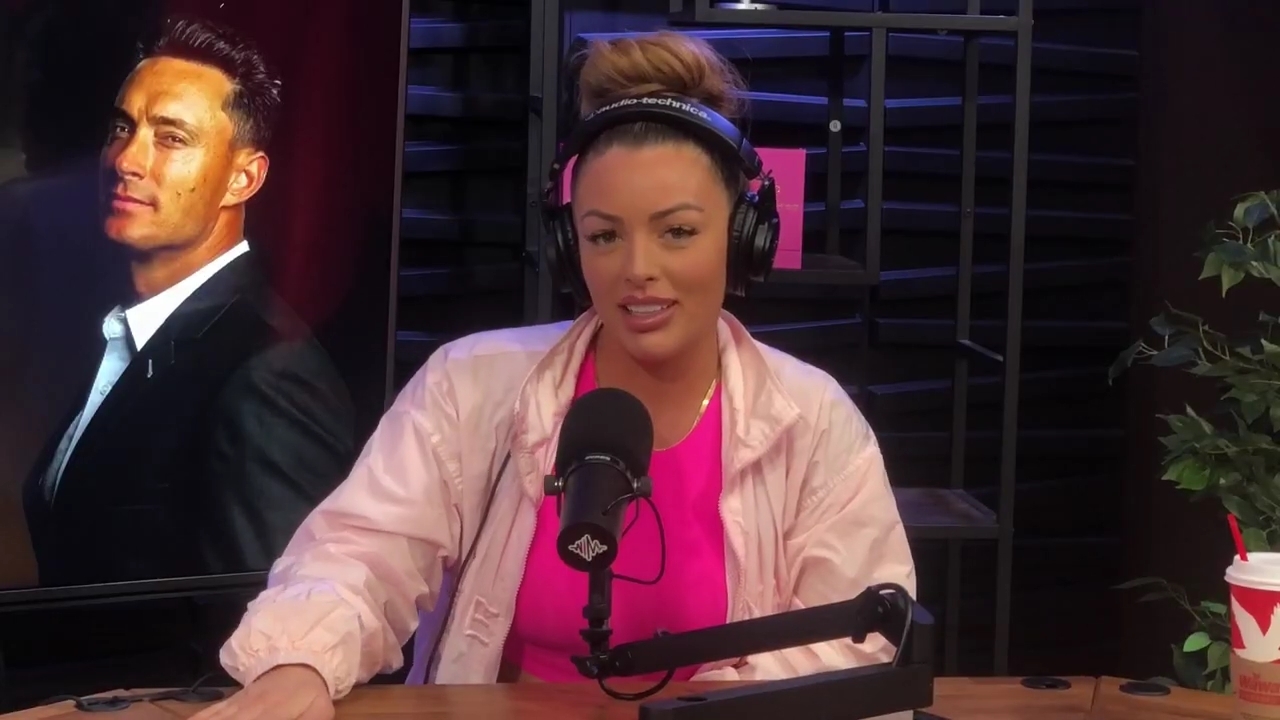 x2mate_com-Ep_16_-_Power_Alphas_Podcast__Relationship_Advice___Mandy_Saccomano__mp42481.jpg