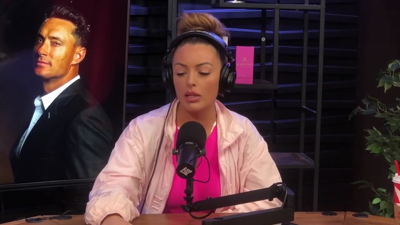 x2mate_com-Ep_16_-_Power_Alphas_Podcast__Relationship_Advice___Mandy_Saccomano__mp42543.jpg