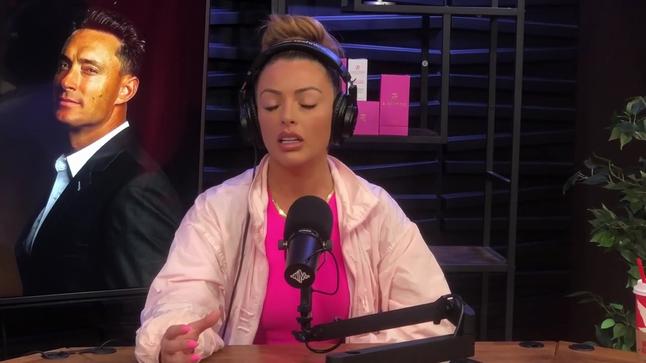 x2mate_com-Ep_16_-_Power_Alphas_Podcast__Relationship_Advice___Mandy_Saccomano__mp42544.jpg