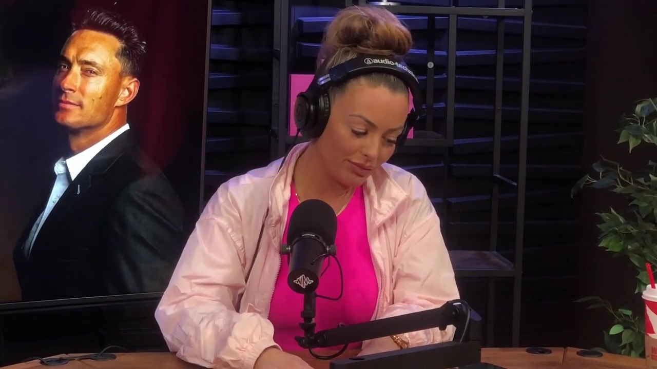 x2mate_com-Ep_16_-_Power_Alphas_Podcast__Relationship_Advice___Mandy_Saccomano__mp42586.jpg