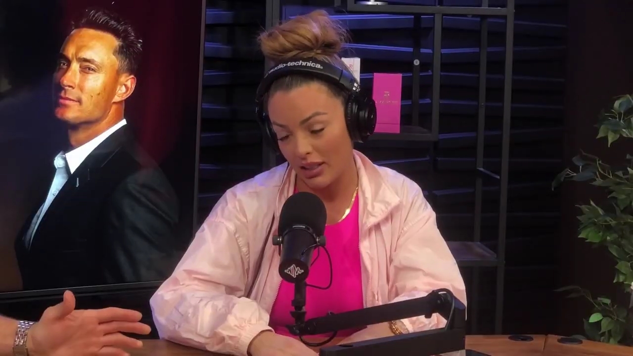 x2mate_com-Ep_16_-_Power_Alphas_Podcast__Relationship_Advice___Mandy_Saccomano__mp42632.jpg