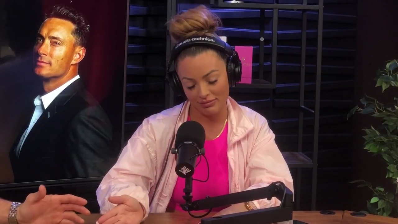 x2mate_com-Ep_16_-_Power_Alphas_Podcast__Relationship_Advice___Mandy_Saccomano__mp42633.jpg