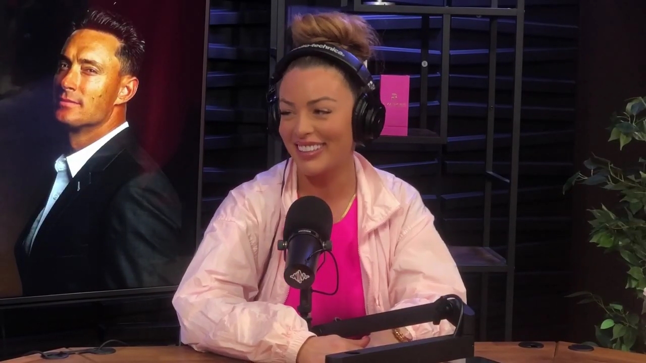 x2mate_com-Ep_16_-_Power_Alphas_Podcast__Relationship_Advice___Mandy_Saccomano__mp42663.jpg