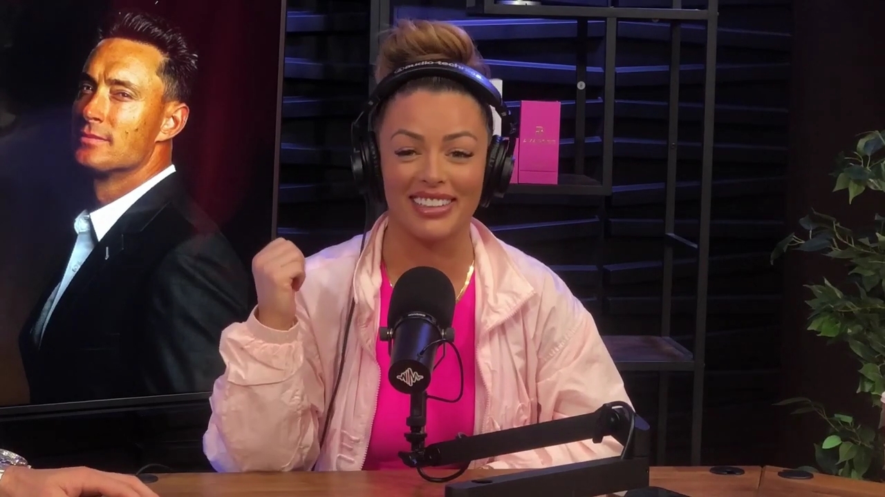 x2mate_com-Ep_16_-_Power_Alphas_Podcast__Relationship_Advice___Mandy_Saccomano__mp42677.jpg