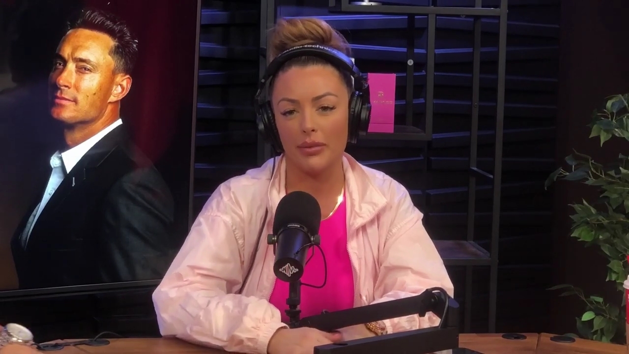 x2mate_com-Ep_16_-_Power_Alphas_Podcast__Relationship_Advice___Mandy_Saccomano__mp42707.jpg