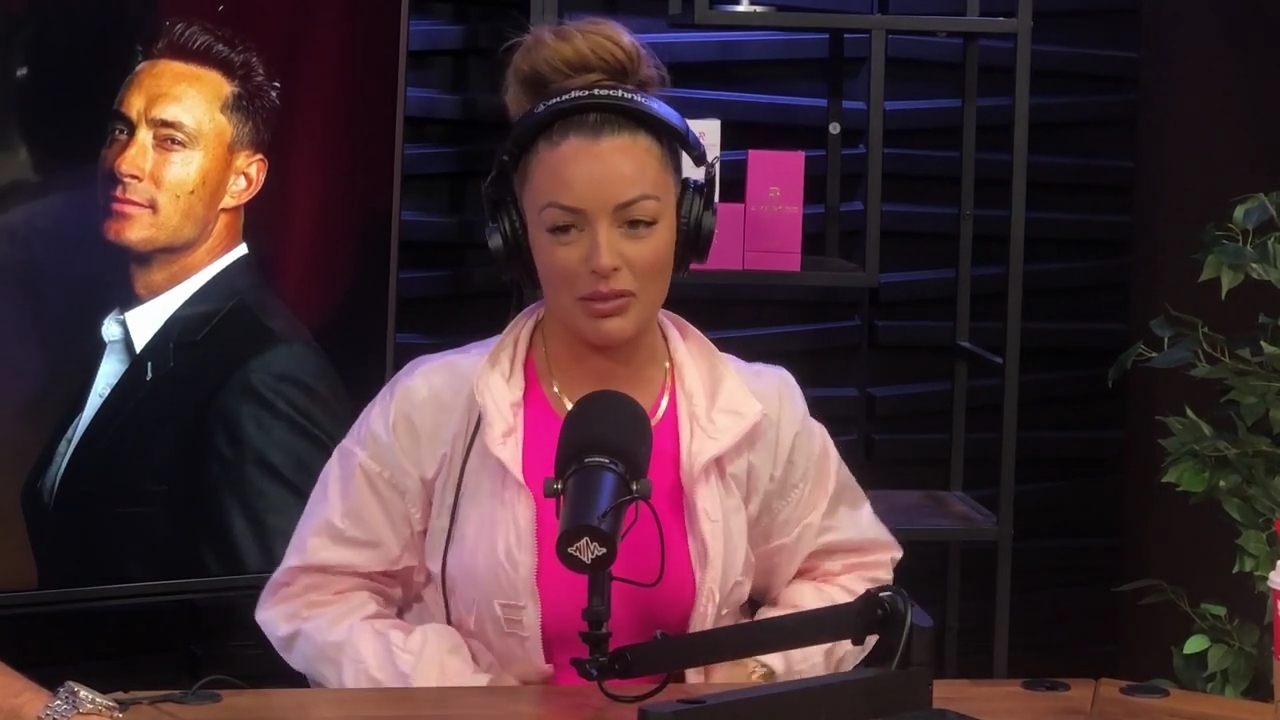 x2mate_com-Ep_16_-_Power_Alphas_Podcast__Relationship_Advice___Mandy_Saccomano__mp42713.jpg
