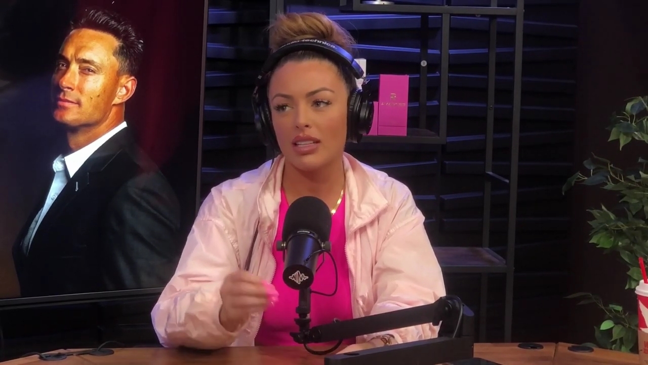 x2mate_com-Ep_16_-_Power_Alphas_Podcast__Relationship_Advice___Mandy_Saccomano__mp42801.jpg