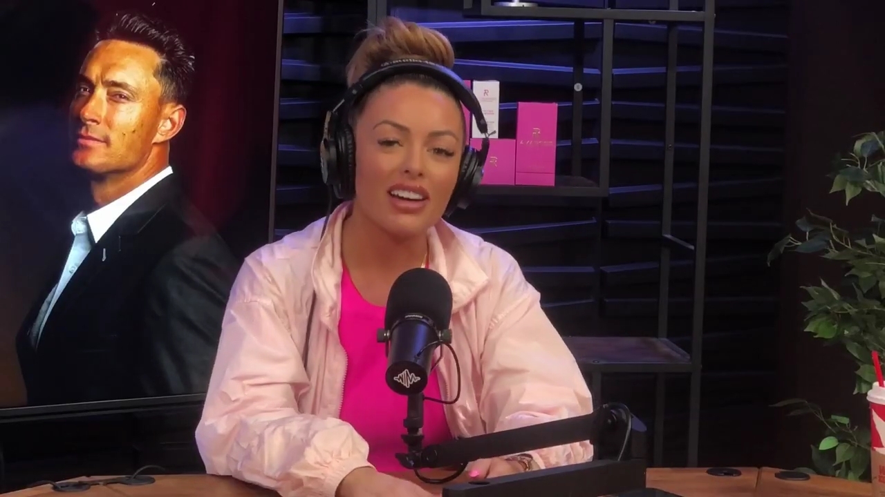 x2mate_com-Ep_16_-_Power_Alphas_Podcast__Relationship_Advice___Mandy_Saccomano__mp42811.jpg