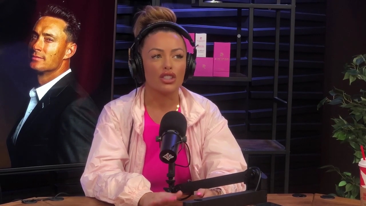 x2mate_com-Ep_16_-_Power_Alphas_Podcast__Relationship_Advice___Mandy_Saccomano__mp42813.jpg