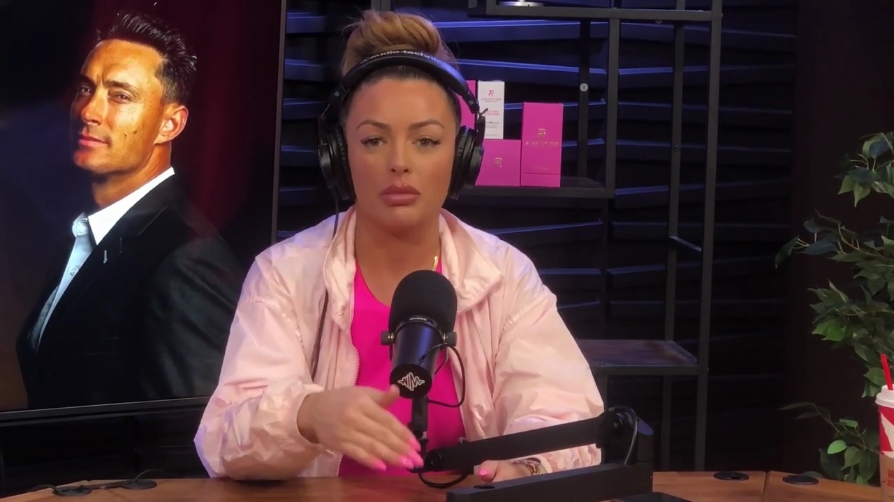 x2mate_com-Ep_16_-_Power_Alphas_Podcast__Relationship_Advice___Mandy_Saccomano__mp42816.jpg