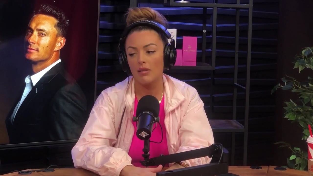 x2mate_com-Ep_16_-_Power_Alphas_Podcast__Relationship_Advice___Mandy_Saccomano__mp42824.jpg