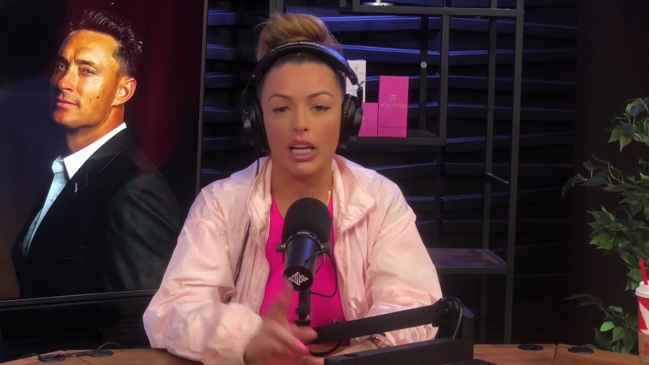 x2mate_com-Ep_16_-_Power_Alphas_Podcast__Relationship_Advice___Mandy_Saccomano__mp42826.jpg