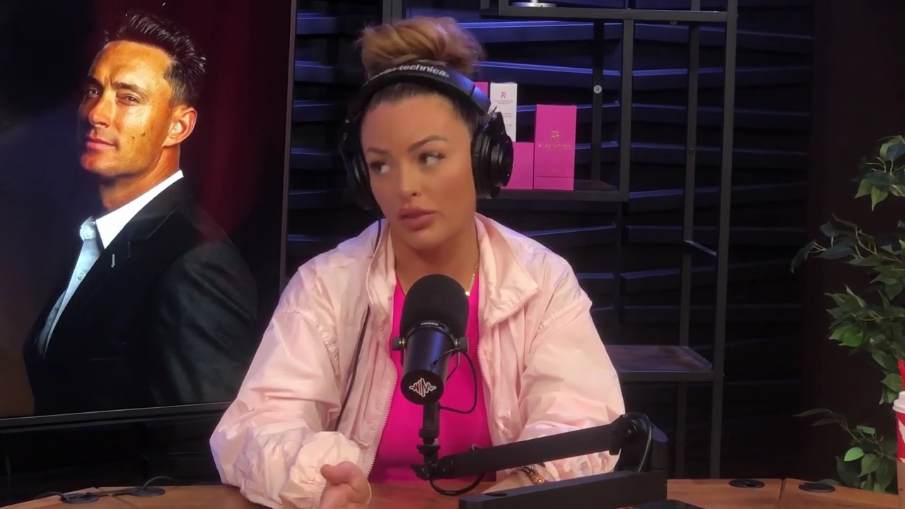 x2mate_com-Ep_16_-_Power_Alphas_Podcast__Relationship_Advice___Mandy_Saccomano__mp42849.jpg
