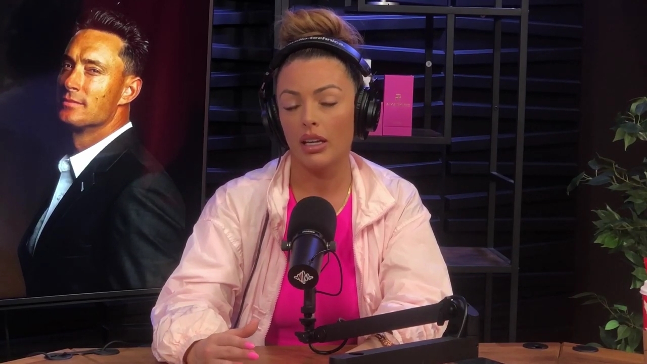 x2mate_com-Ep_16_-_Power_Alphas_Podcast__Relationship_Advice___Mandy_Saccomano__mp42858.jpg