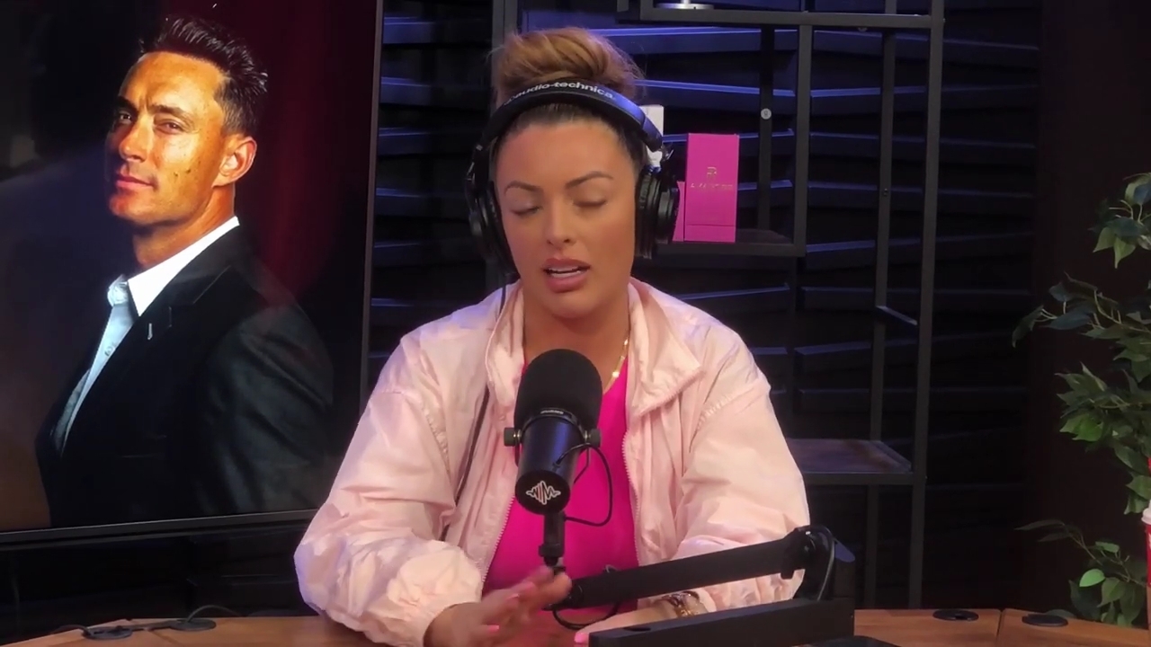 x2mate_com-Ep_16_-_Power_Alphas_Podcast__Relationship_Advice___Mandy_Saccomano__mp42954.jpg