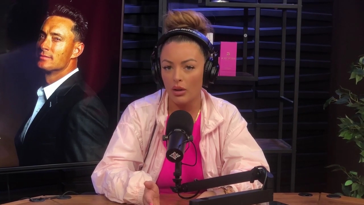 x2mate_com-Ep_16_-_Power_Alphas_Podcast__Relationship_Advice___Mandy_Saccomano__mp43044.jpg