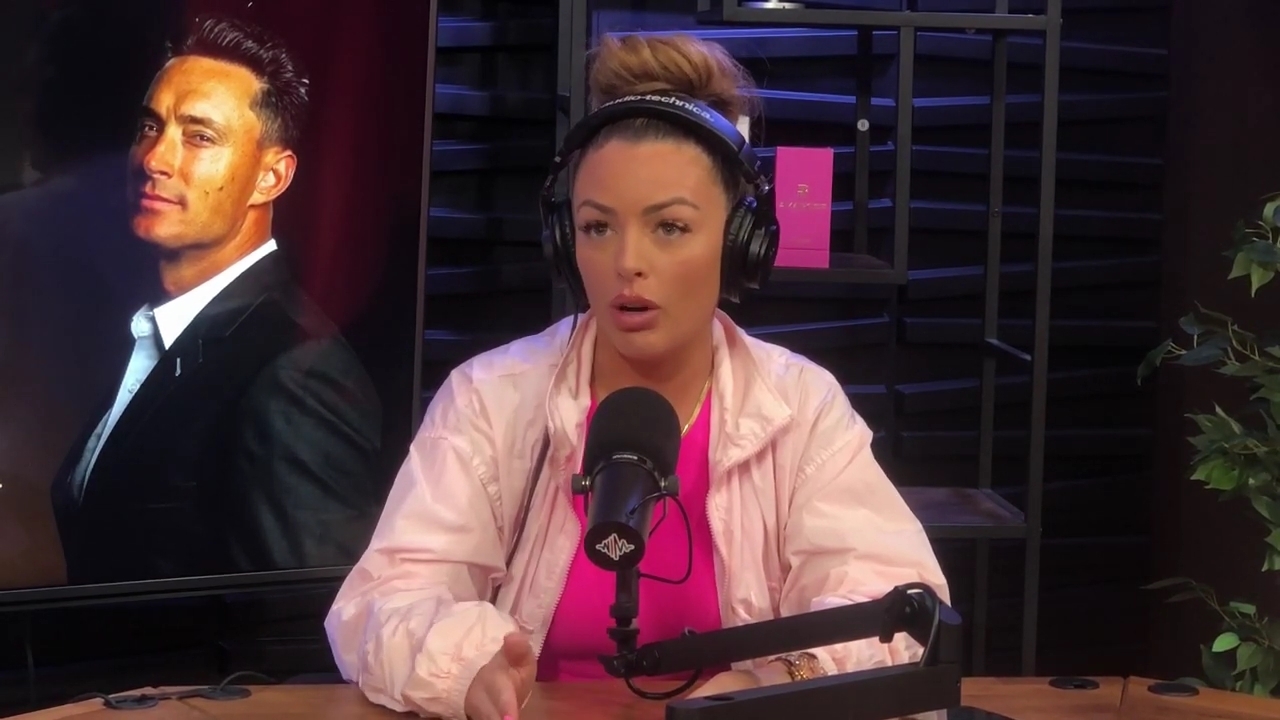 x2mate_com-Ep_16_-_Power_Alphas_Podcast__Relationship_Advice___Mandy_Saccomano__mp43046.jpg
