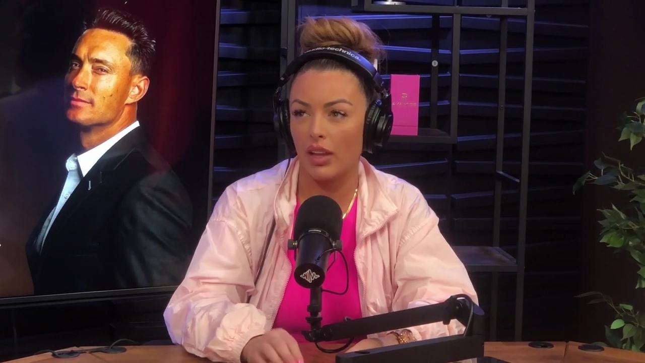 x2mate_com-Ep_16_-_Power_Alphas_Podcast__Relationship_Advice___Mandy_Saccomano__mp43047.jpg