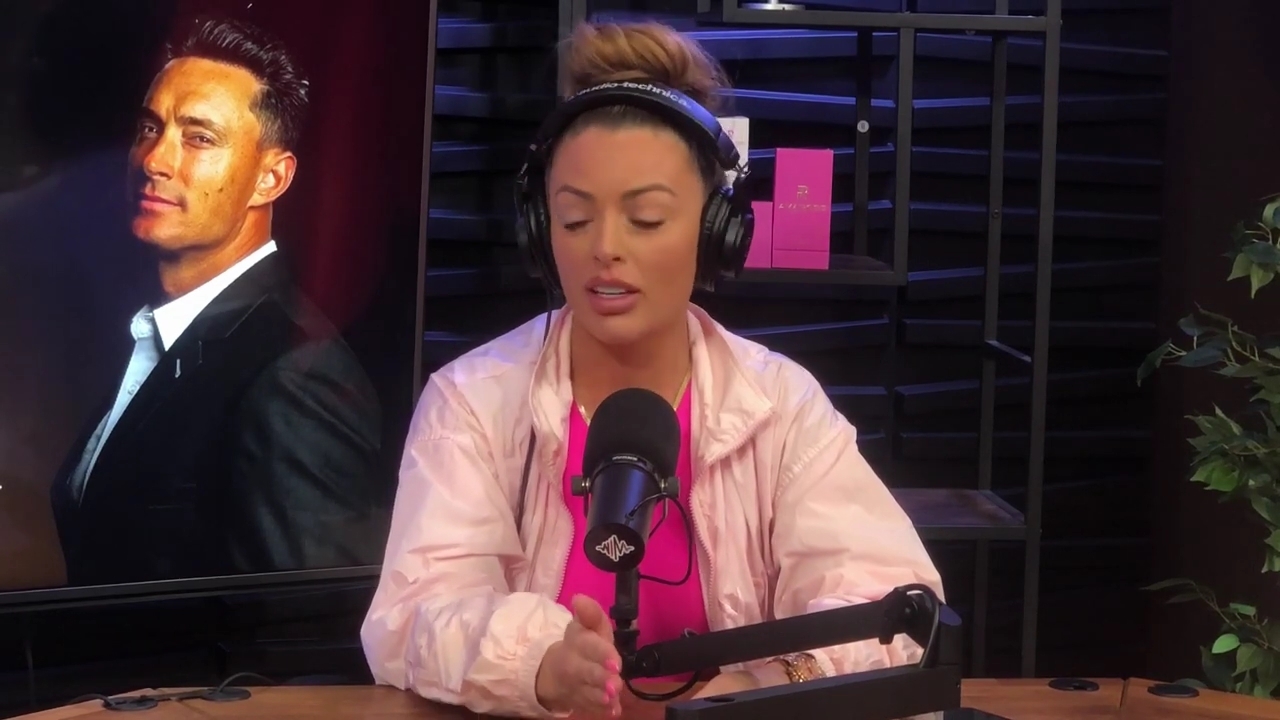 x2mate_com-Ep_16_-_Power_Alphas_Podcast__Relationship_Advice___Mandy_Saccomano__mp43052.jpg