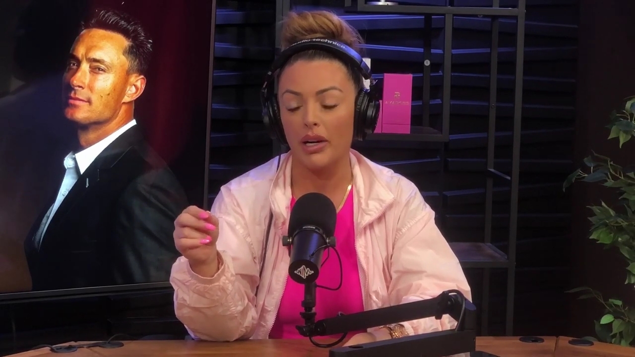 x2mate_com-Ep_16_-_Power_Alphas_Podcast__Relationship_Advice___Mandy_Saccomano__mp43062.jpg
