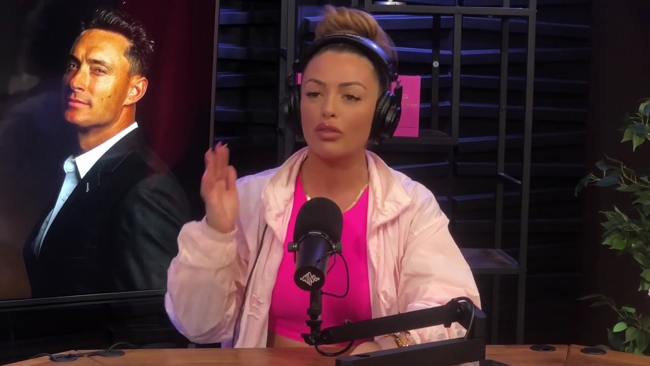 x2mate_com-Ep_16_-_Power_Alphas_Podcast__Relationship_Advice___Mandy_Saccomano__mp43080.jpg