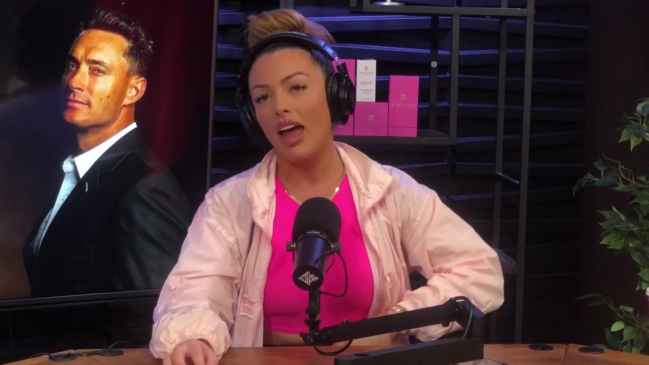 x2mate_com-Ep_16_-_Power_Alphas_Podcast__Relationship_Advice___Mandy_Saccomano__mp43086.jpg